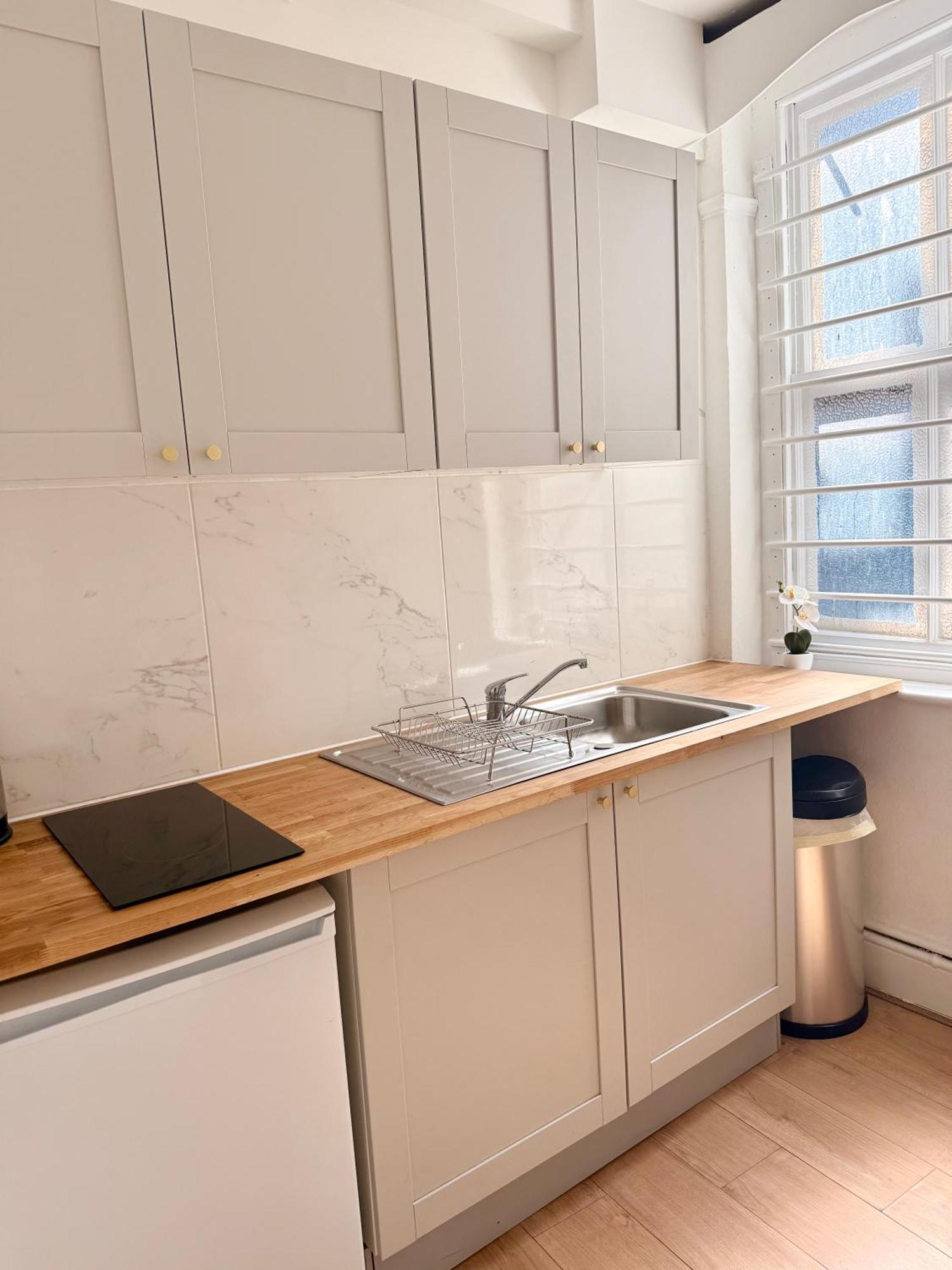 Candy Cafe Apartment London Luaran gambar